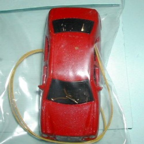 OO Scale car with Head & Tail Lights